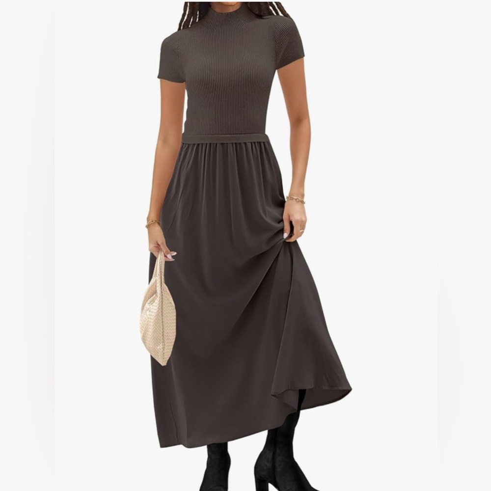 Women’s Mock Turtleneck Short Sleeve Dress in Brown Size Small